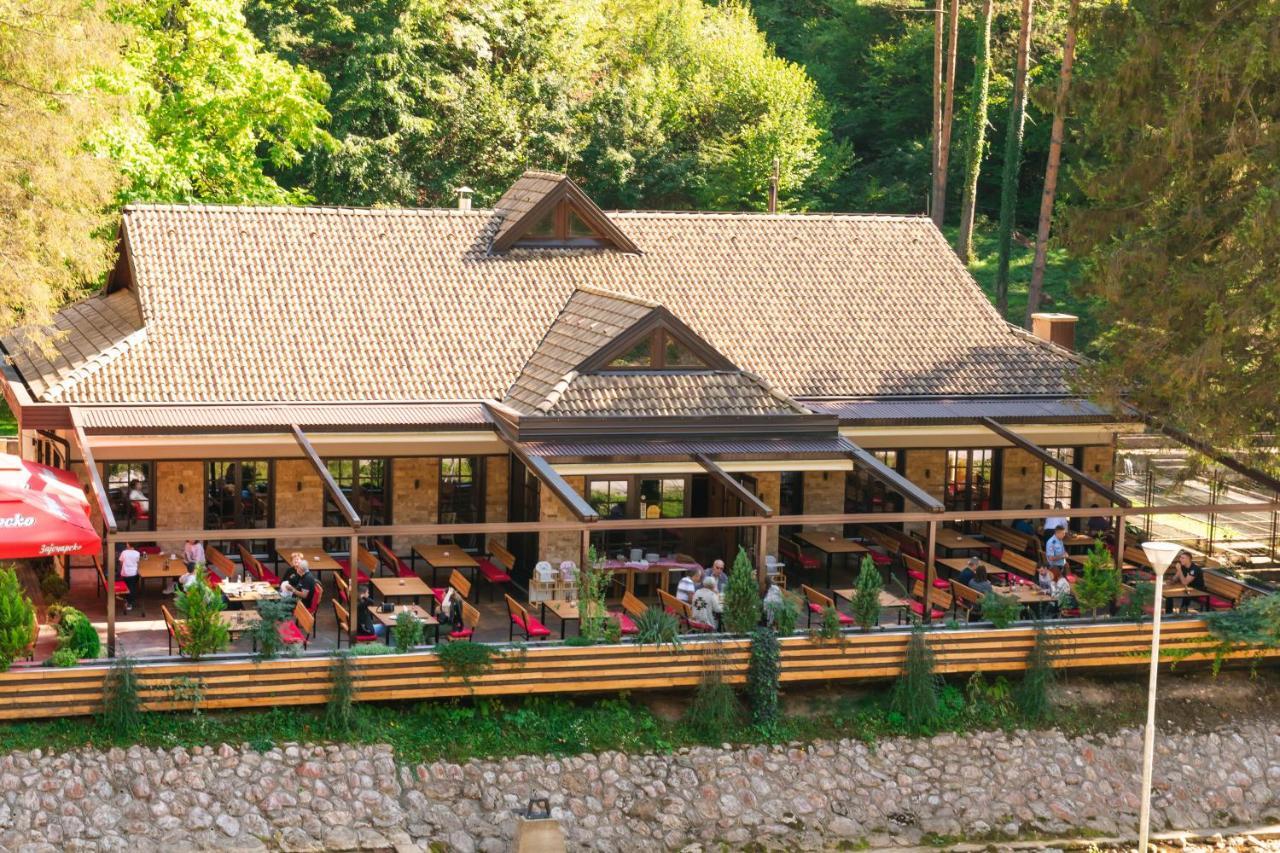 Anin Dvor Sekovici Exterior foto
