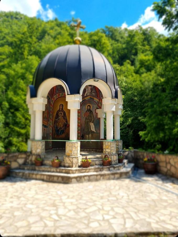 Anin Dvor Sekovici Exterior foto